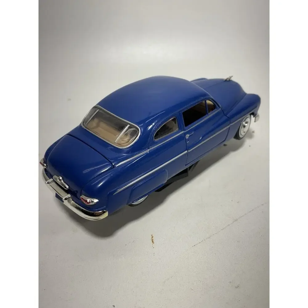 1949 Mercury Coupe Diecast Model Car Blue 1:24 Scale Opening Hood Doors